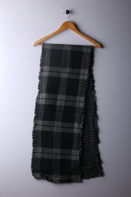 Vintage Tommy Hilfiger Muffler