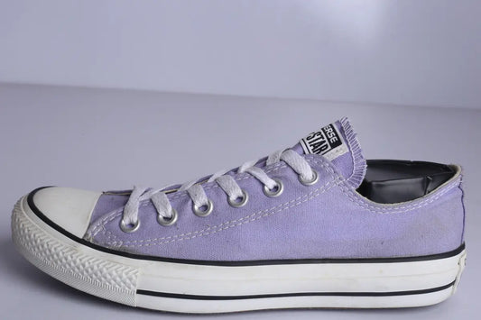 Chuck Taylor All Star Low Violet Sneaker - (Condition Premium)