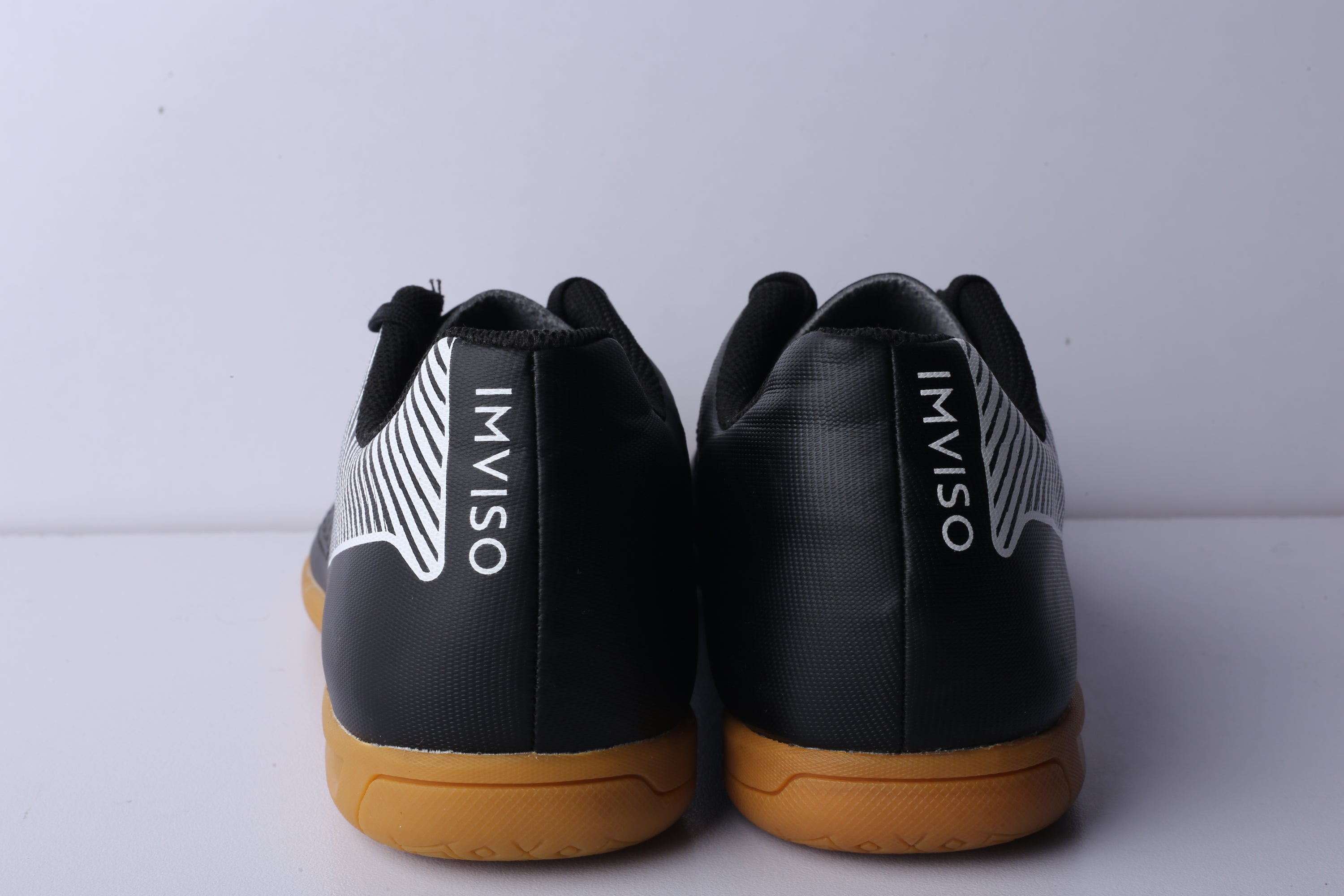 Decathlon Imviso indoor US10.5 UK9.5 EU44 Thriftbros