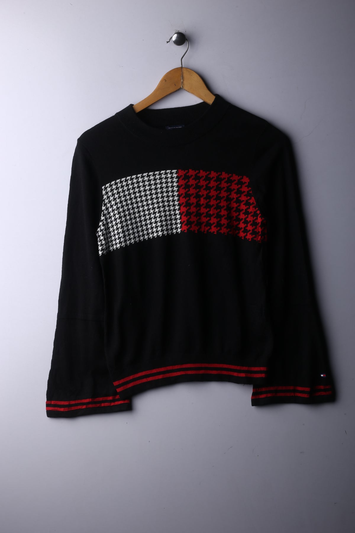 Tommy Hilfiger Womens  Sweater