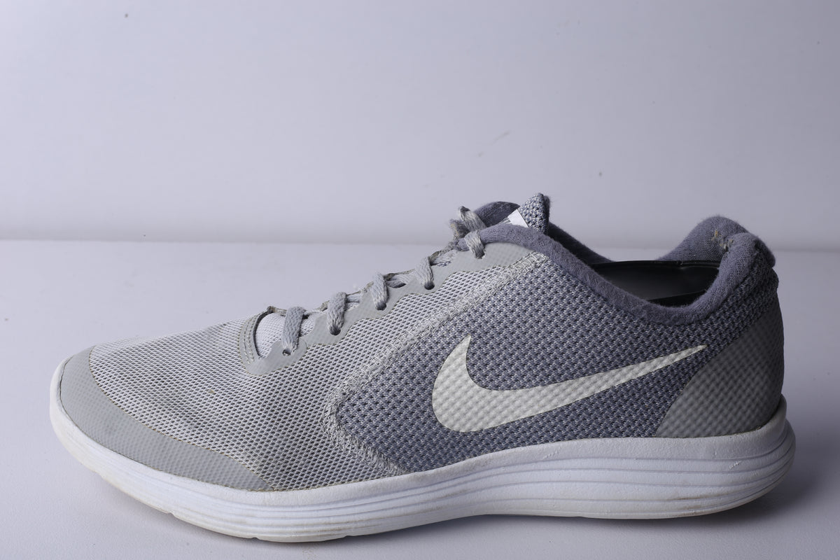 Nike Revolution 3 Running Thriftbros