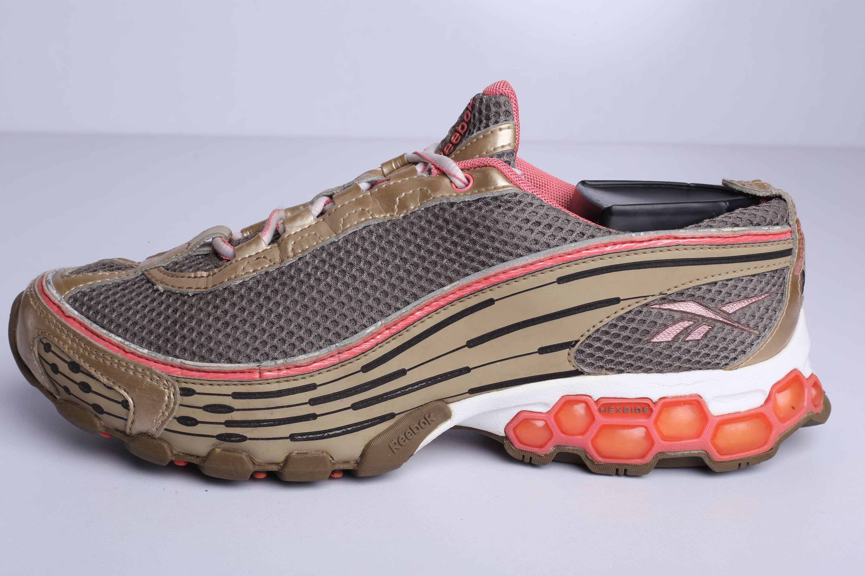 Reebok Athletic Sneaker - (Condition Premium)