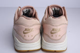Nike Airmax 1 Sneaker - (Condition Okay)