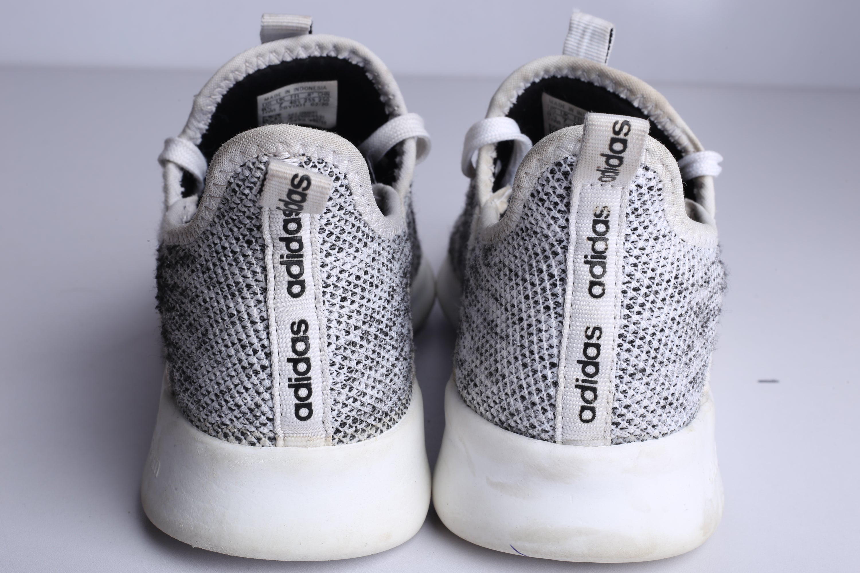 Adidas Tubular Running - (Condition Excellent)