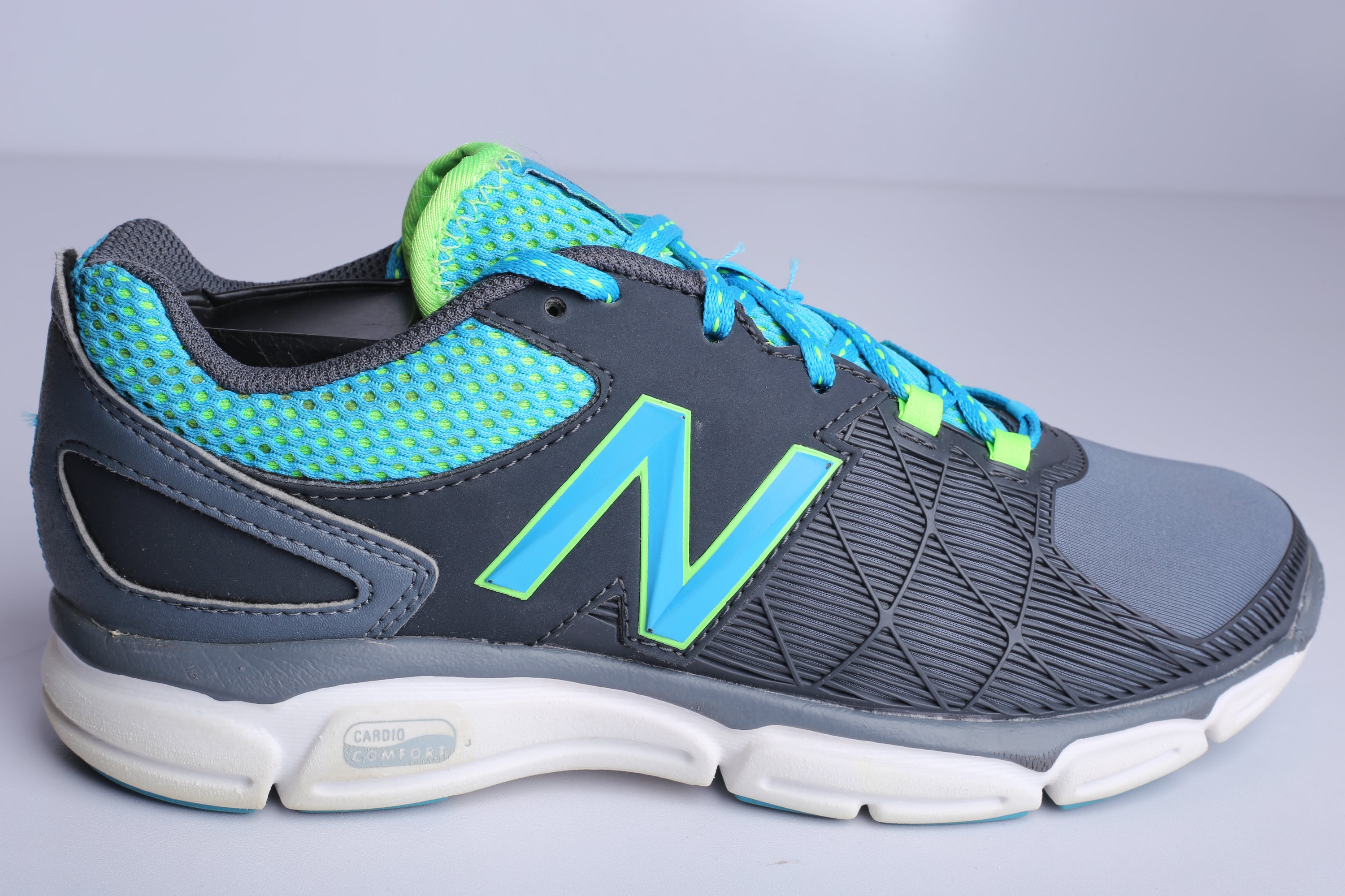 New Balance 813 Sneaker - (Conditon Premium)