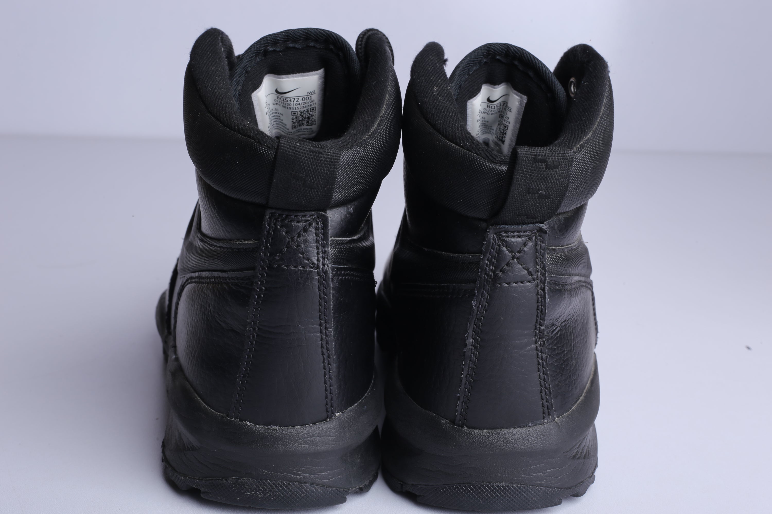 Nike Manoa Leather Boot Sneaker - (Condition Premium)