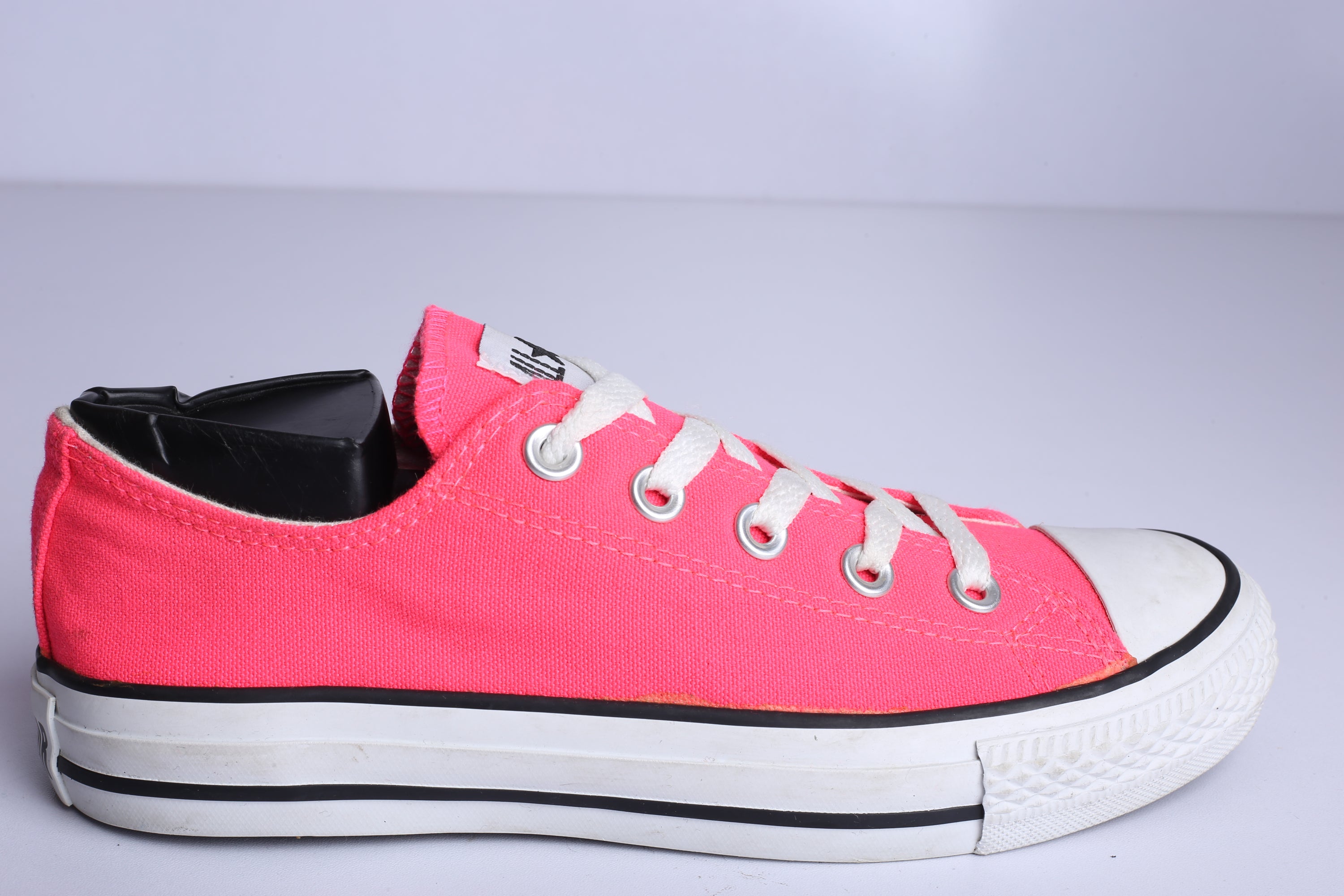 Chuck Taylor All Star Low Pink Sneaker - (Condition Premium)