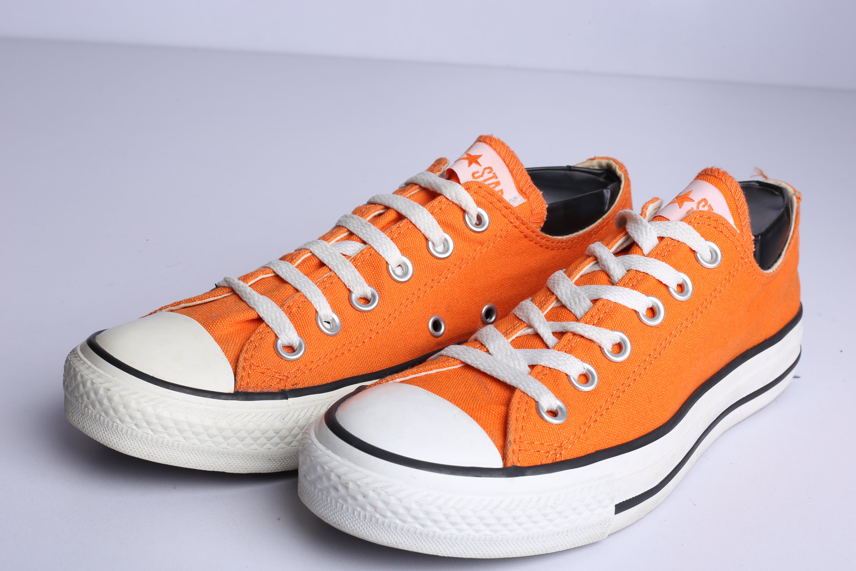 Chuck Taylor All Star Low Dull Orange Sneaker - (Condition Premium)