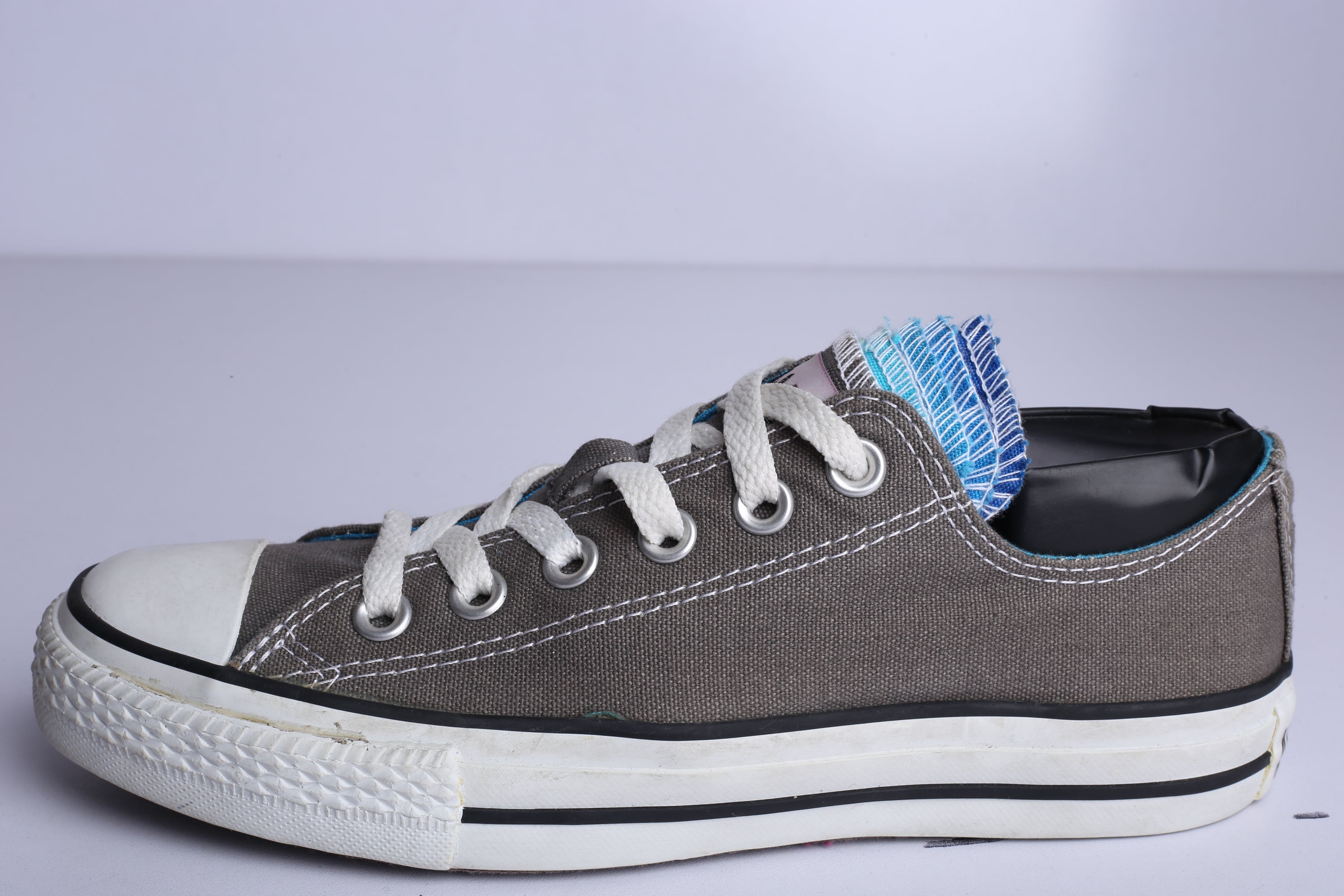 Chuck Taylor All Star Low Grey/Blue Sneaker - (Condition Premium)