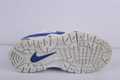 Nike Barrage Low White Sneaker - (Condition Excellent)