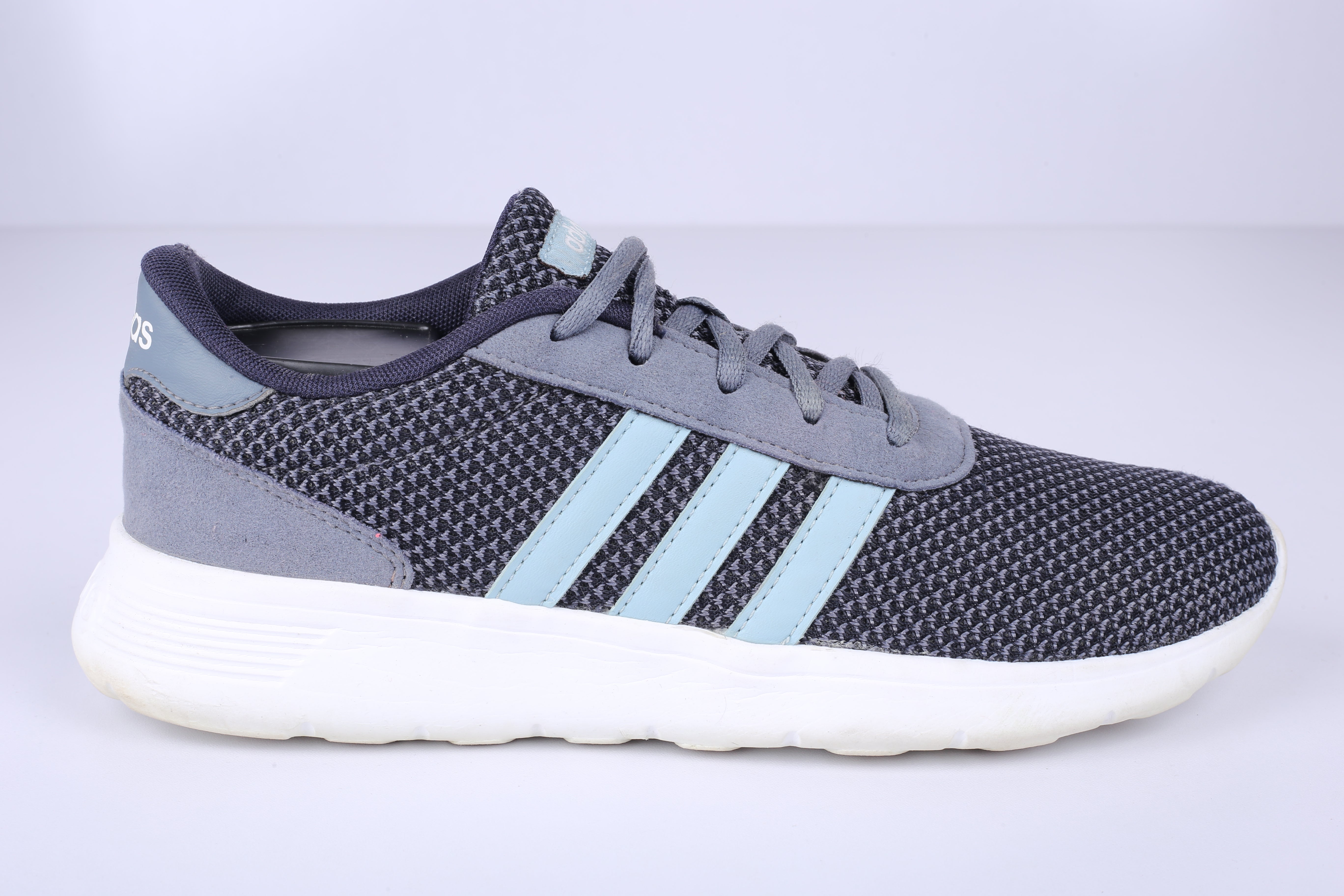 Adidas Cloud Foam Running - (Condition Excellent)