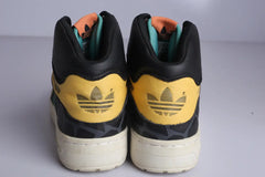 Adidas Hoop Sneaker - (Condition Excellent)