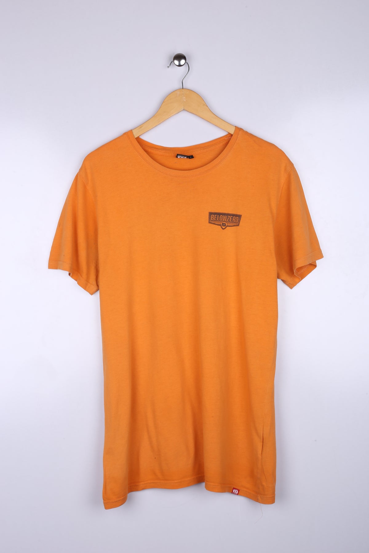 Vintage Below Zero Switzerland Graphic Tee Orange