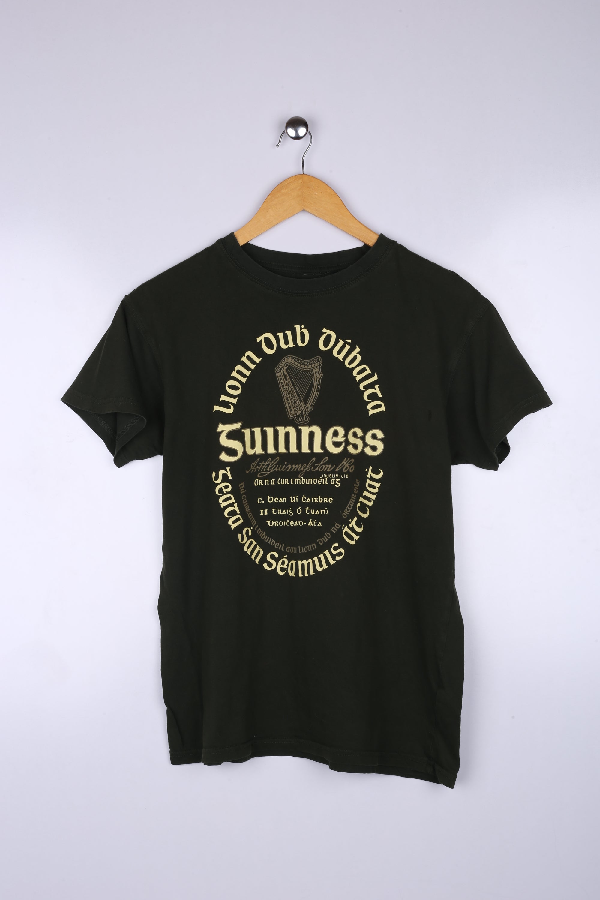 Vintage Guinness Graphic Tee  Black Small